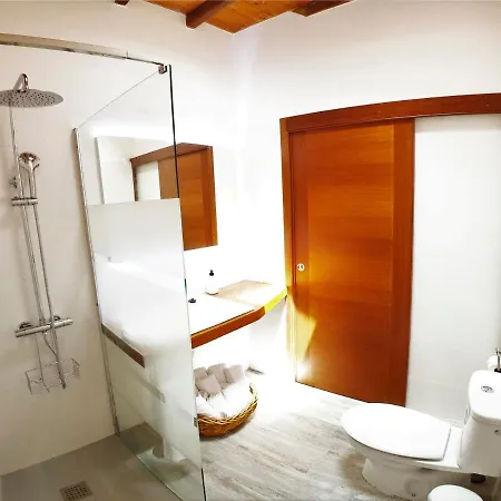Casa Abuela Micaela- Villaverde * La Oliva